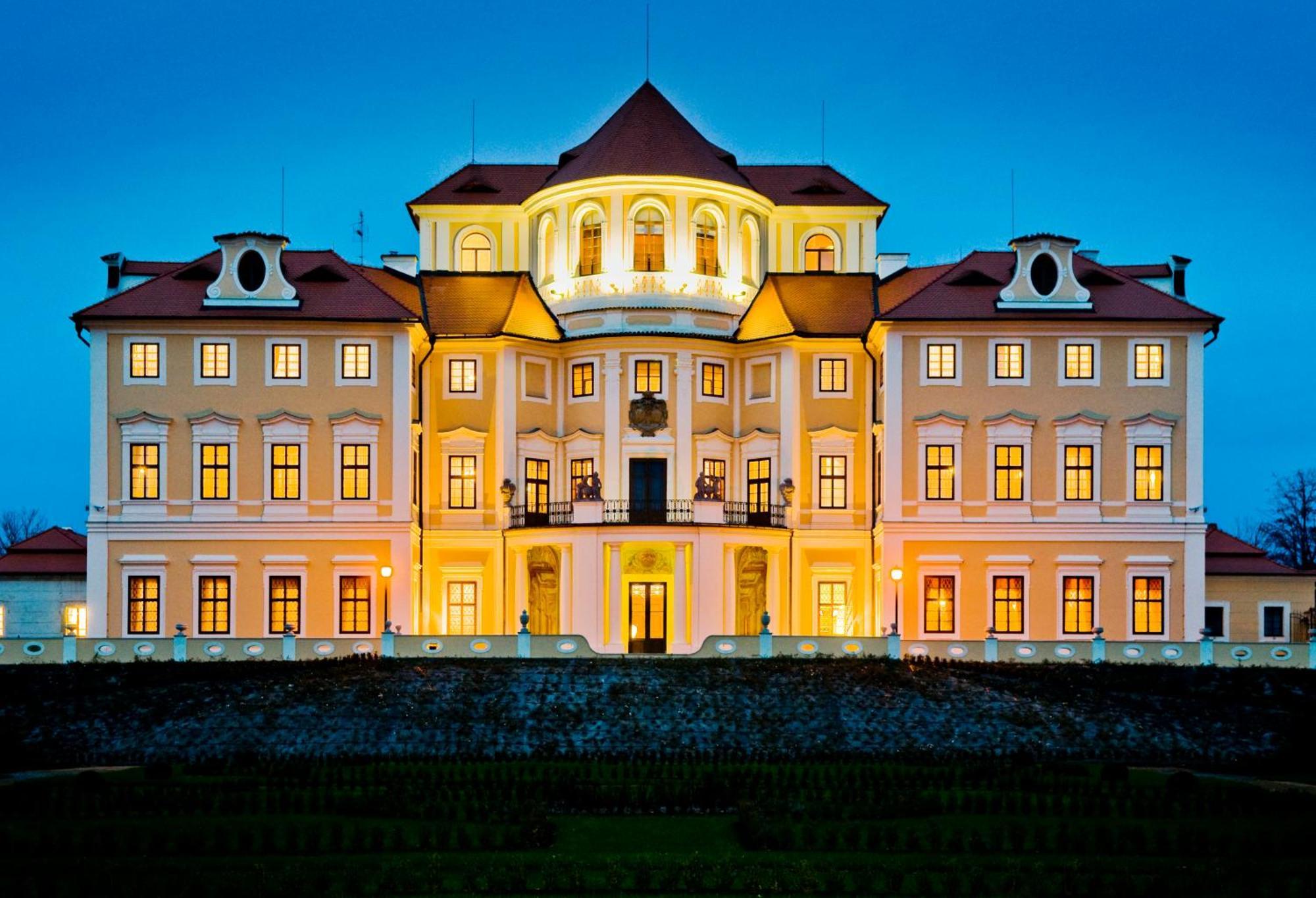 立布利萨酒店 Byšice 外观 照片